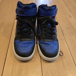 Nike Kids High-Top Sneakers - Blue and Black